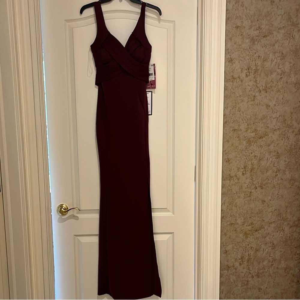 Emerald Sundae Wine Red Sleeveless V-Neck Maxi Dress